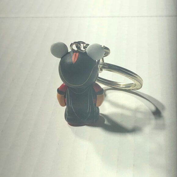Disney Vinylmation Collectible Keychain Aladdin Jafar Villain Black/Red OS NWOT - Picture 7 of 8